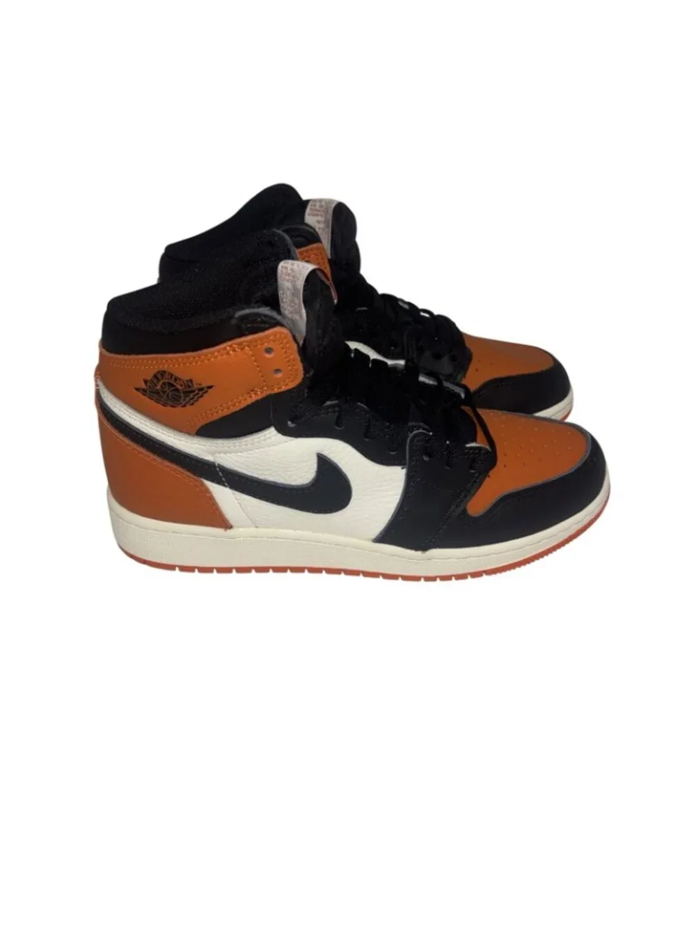 Nike Big Kids Air Jordan 1 Retro High OG Shoes Black/White/Orange  Size 4Y